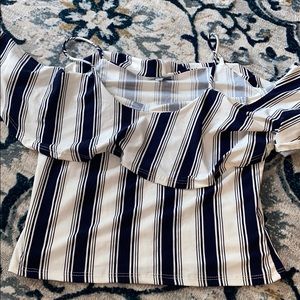 Crop top off the shoulder